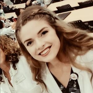 Meet your Posher, Kaylee